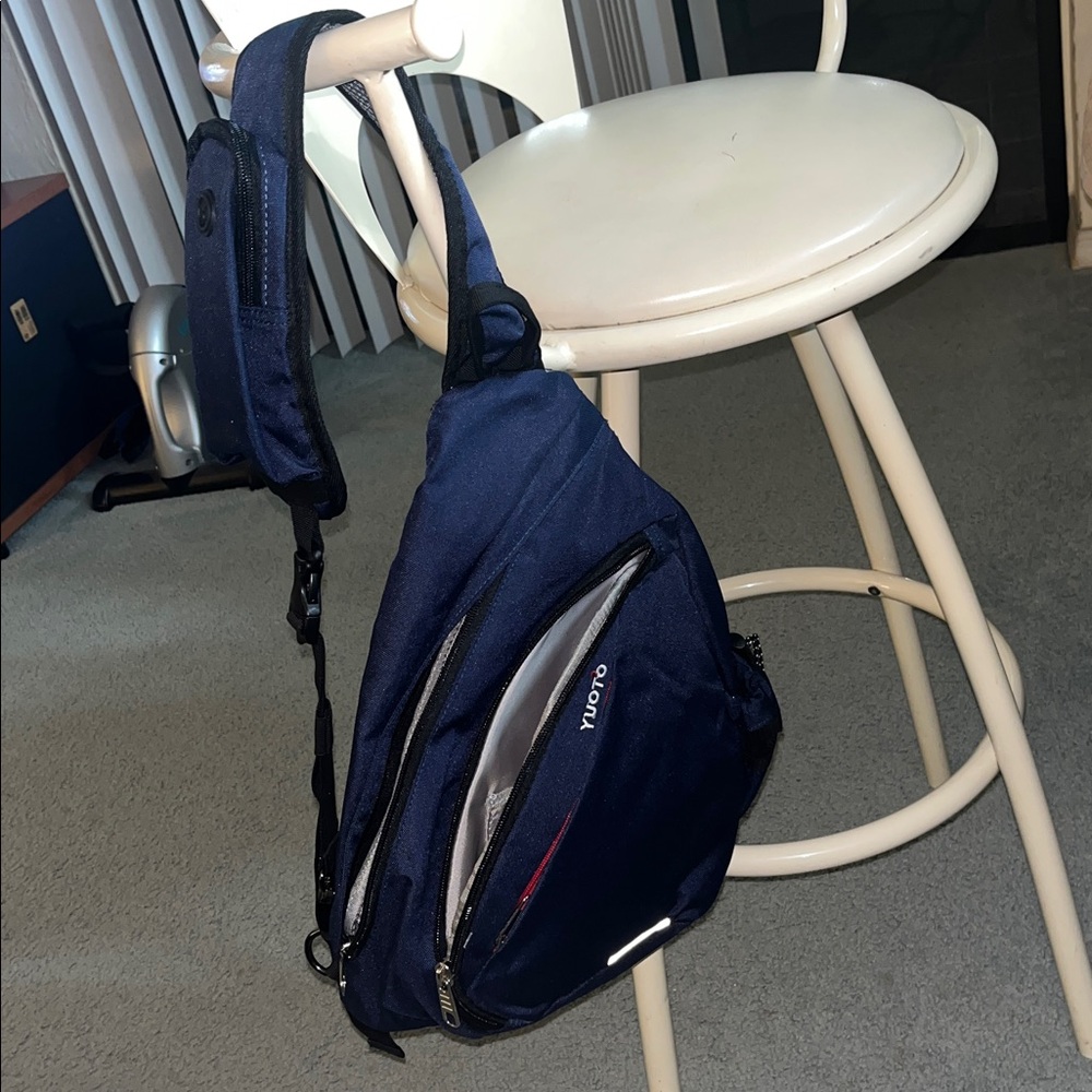 NWOT YUOTO Navy Blue Sling Backpack One Strap
Crossbody Shoulder Bag